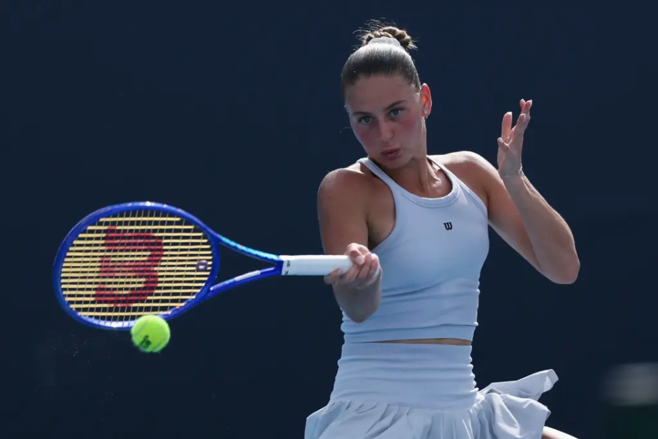 们跑得更多, 斯维亚特克, 直接